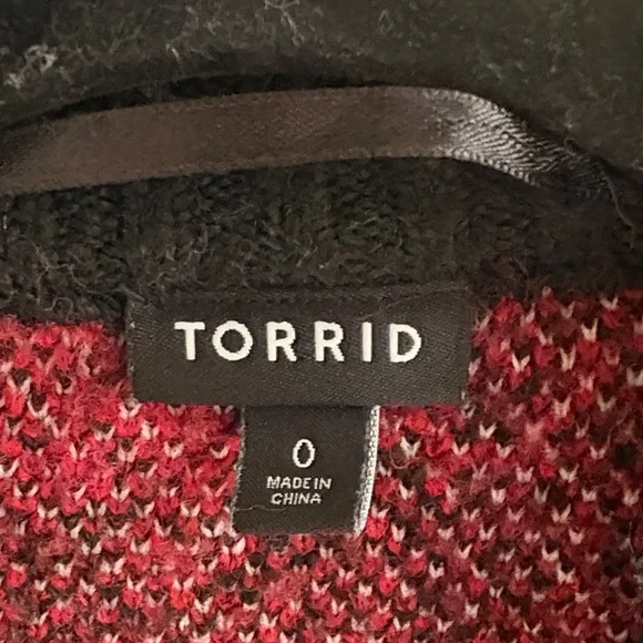 Torrid Black and Red Knit Oversized Cardigan - Picture 2 of 8